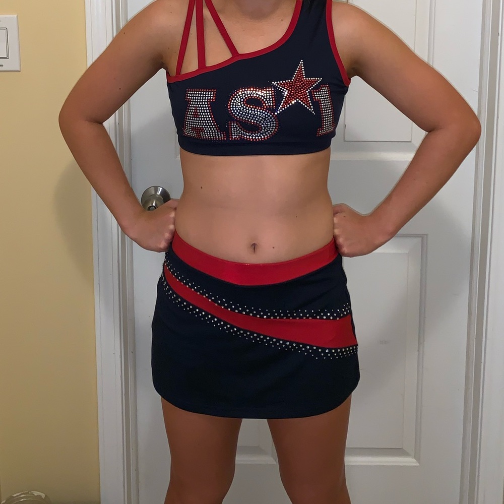 Cheerleading practice wear